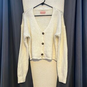 URBAN OUTFITTERS cream cardigan